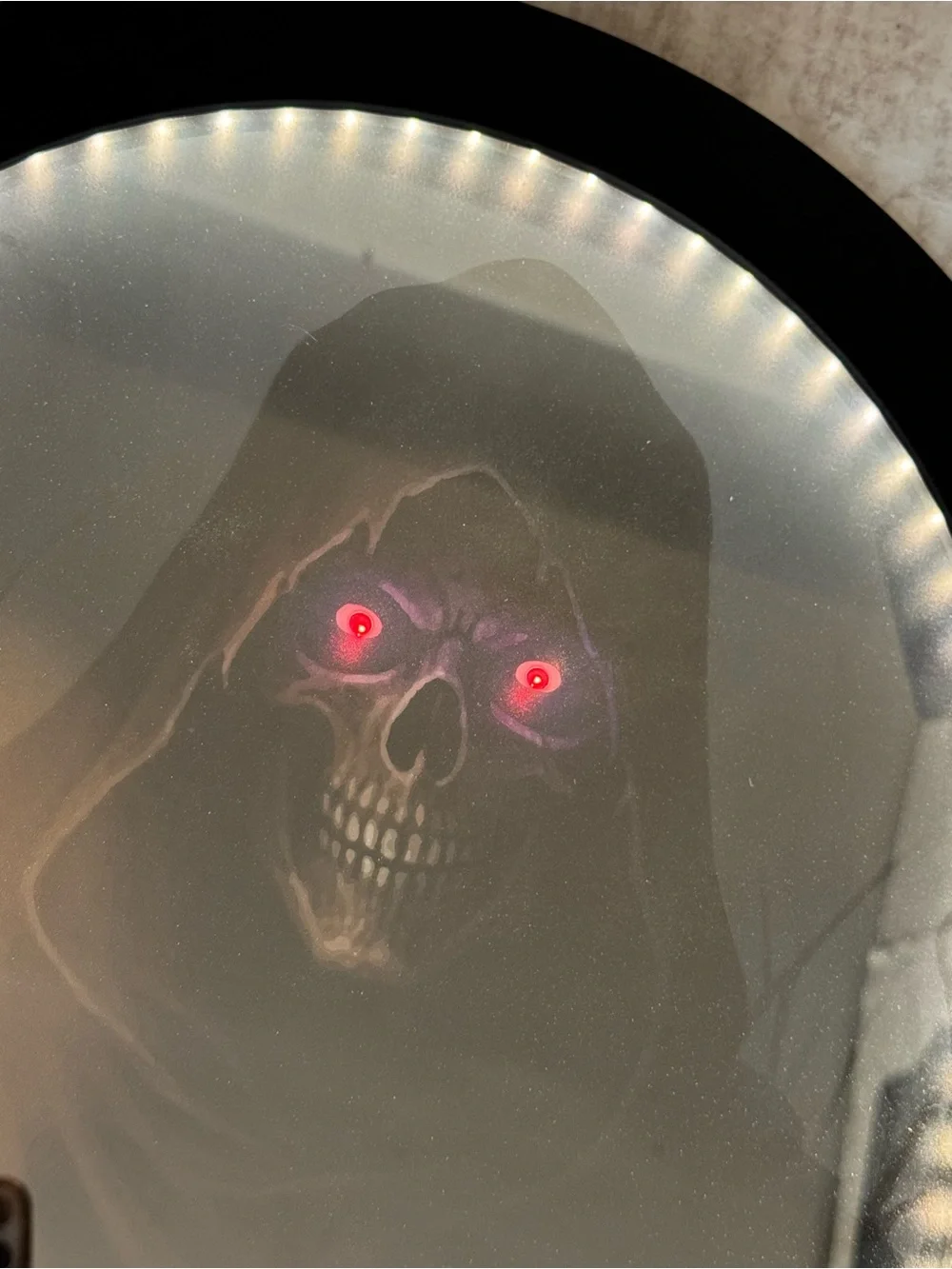 Martha Stewart Viral Halloween LED Grim‎ Reaper Mirror Blinking Eyes HTF NIB